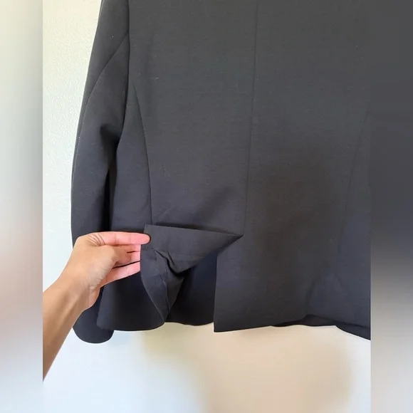 Ann Taylor Women's Black classic office minimalist Blazer jacket - Picture 5 of 9